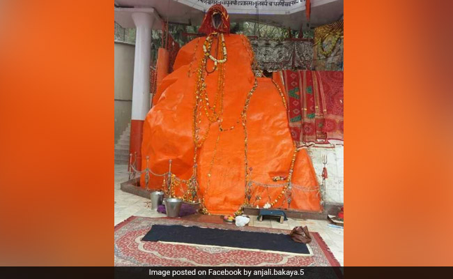 खीर भवानी मेला: माता रगन्‍या के दर्शनों के लिए उमड़ी कश्‍मीरी पंडितों की भीड़