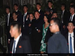 Kim Jong Un Surprises Crowds With Late-Night Tour In Singapore Kim Jong Un Surprises Crowds With Late-Night Tour In Singapore