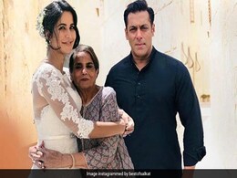 सलमान खान की मम्मी को कैटरीना कैफ ने लगाया गले, फैन्स करने लगे 'गुड न्यूज' का इंतजार सलमान खान की मम्मी को कैटरीना कैफ ने लगाया गले, फैन्स करने लगे 'गुड न्यूज' का इंतजार