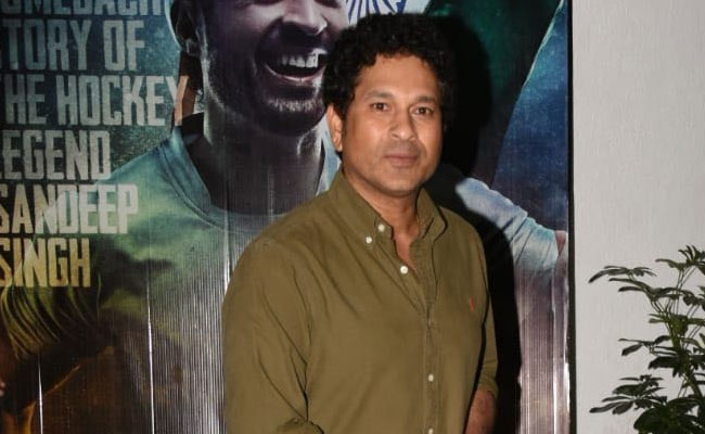 'सूरमा' की स्क्रीनिंग में पहुंचे सचिन तेंदुलकर, बोले- 'संदीप सिंह के साथ ऐसा हुआ, नहीं पता था..'