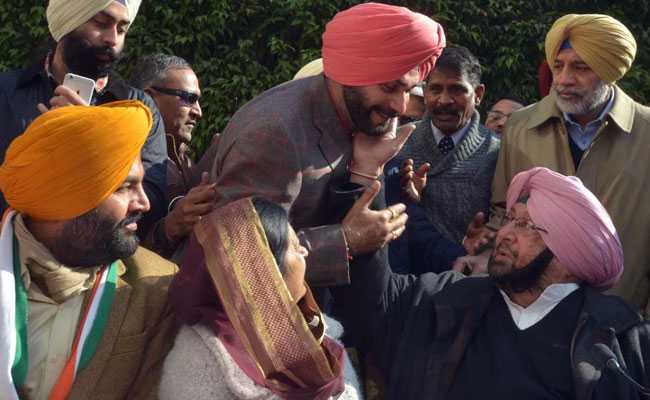 Amarinder Singh Was "Forced" To Target Navjot Sidhu: Congress Leader