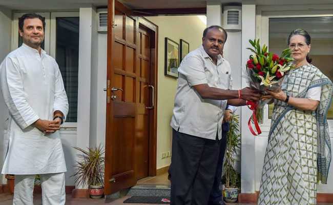 Gandhis Talk Of Wider Plan At Meeting With Kumaraswamy: 10 Points