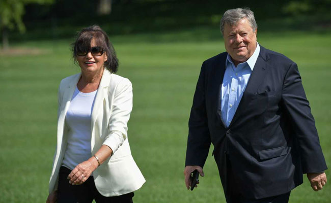 Melania Trump's Parents Now Become US Citizens, Use 'Chain Migration'