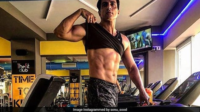 Sonu Sood's Insta bio reads, "Actor, fitness lover, learner"
