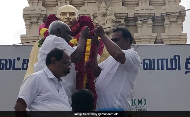 BJP, Congress Workers Fight Over Garlanding Kamaraj Statue In Salem