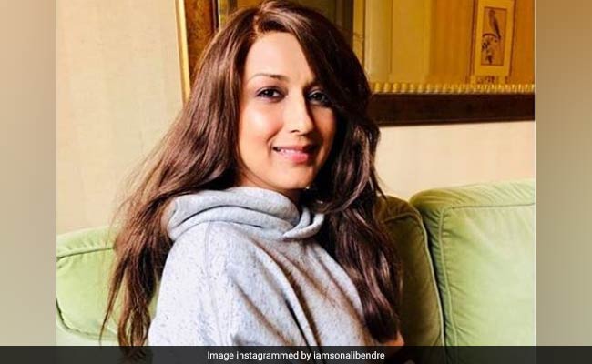 कैंसर से जूझ रहीं एक्ट्रेस Sonali Bendre ने उठाया ये बड़ा कदम, इंस्टाग्राम पर पोस्ट किया Video