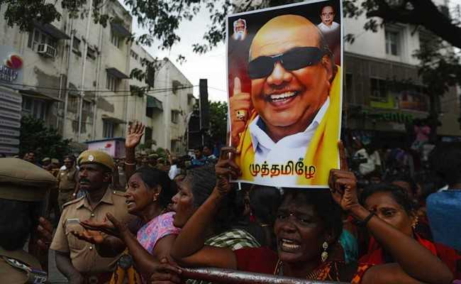 Karunanidhi Strode Stage Of Tamil Politics Like A Colossus: Rahul Gandhi