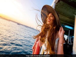 6 Beauty Essentials For Your Next Weekend Getaway 6 Beauty Essentials For Your Next Weekend Getaway
