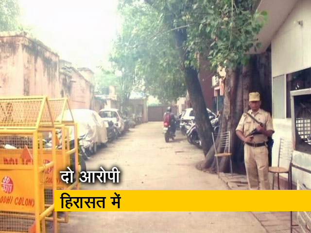 उमर खालिद पर हमला करने वाले दो कथित आरोपियों को पुलिस ने लिया हिरासत में