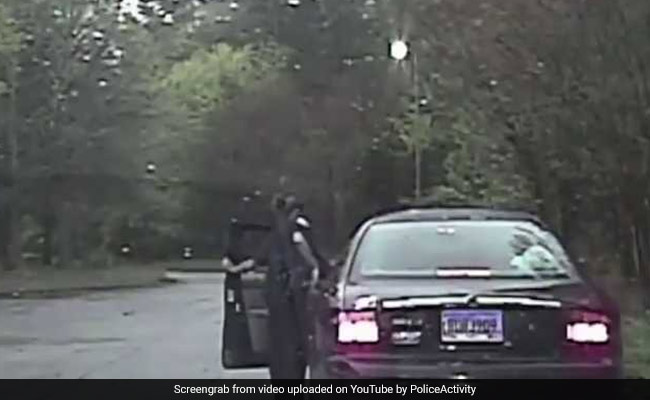 Police Use Coin Toss To Decide Whether To Arrest Speeding Woman