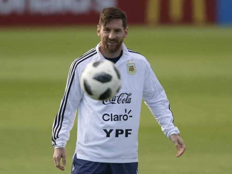 Argentine Fans Greet Their Favourite Star With Chants Of 'Messi Messi' During Training