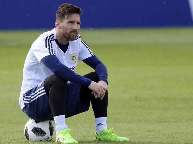 Lionel Messi participate in Barcelona practice session Lionel Messi participate in Barcelona practice session