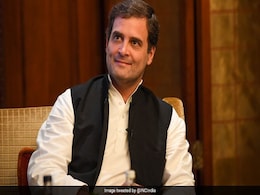 DGCA ने राहुल गांधी के विमान में आई गड़बड़ी के लिए पायलटों को जिम्मेदार बताया DGCA ने राहुल गांधी के विमान में आई गड़बड़ी के लिए पायलटों को जिम्मेदार बताया
