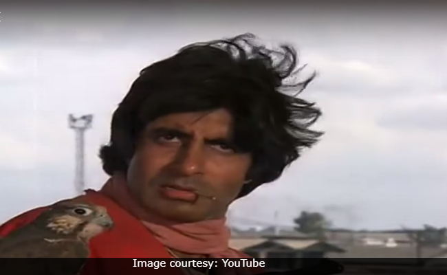 36 Years After <i>Coolie</i> Accident, Amitabh Bachchan Writes Fans' 'Prayers Saved His Life'