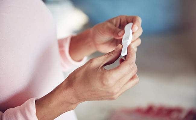 Placenta Previa: क्या है प्लेसेंटा प्रिविया, इसके लक्षण, बचाव और उपचार Placenta Previa: क्या है प्लेसेंटा प्रिविया, इसके लक्षण, बचाव और उपचार