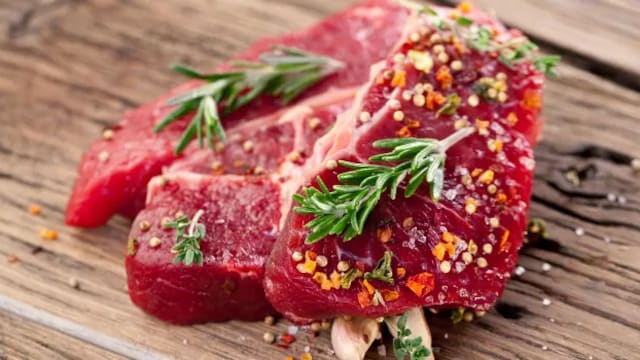 Studies shows that lean red meat does not increase the risk of cardiovascular disease
