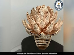 Surat Jewellers Design Lotus-Shaped Ring With 6,690 Diamonds, Set Record Surat Jewellers Design Lotus-Shaped Ring With 6,690 Diamonds, Set Record