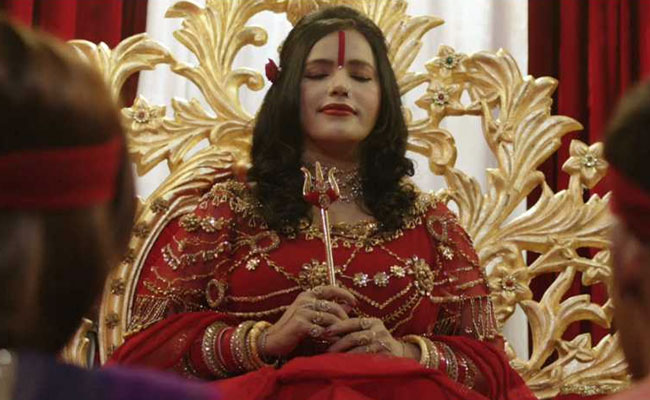 राधे मां ने एक्टिंग डेब्यू पर खोला राज, बोलीं- 'मैं मॉडर्न हूं क्योंकि ना मैं संत हूं ना गुरु, ना ही साधु...'