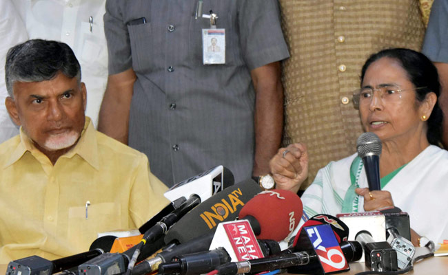 चंद्रबाबू नायडू की राह पर ममता, आंध्र प्रदेश के बाद पश्चिम बंगाल में भी CBI की 'नो एंट्री'