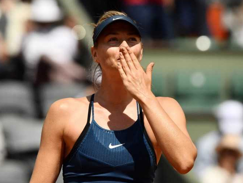 Rafael Nadal, Novak Djokovic, Maria Sharapova Lead Champion Parade At Wimbledon