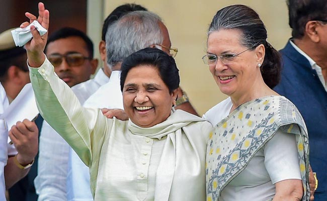 Mayawati Dumps Congress For State Elections, But 2019 Is Open