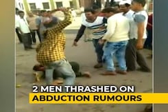 Mob Beats Up 2 Men Suspecting Them To Be Child-Kidnappers In Gujarat Mob Beats Up 2 Men Suspecting Them To Be Child-Kidnappers In Gujarat