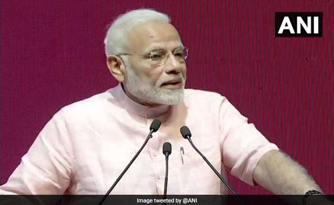 IPPB के उद्घाटन के बाद PM मोदी का कांग्रेस पर हमला, बोले- पहले नामदारों को फोन पर दिया जाता था अरबों का कर्ज