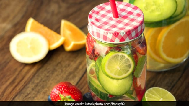 Try these detox drinks to get glowing skin