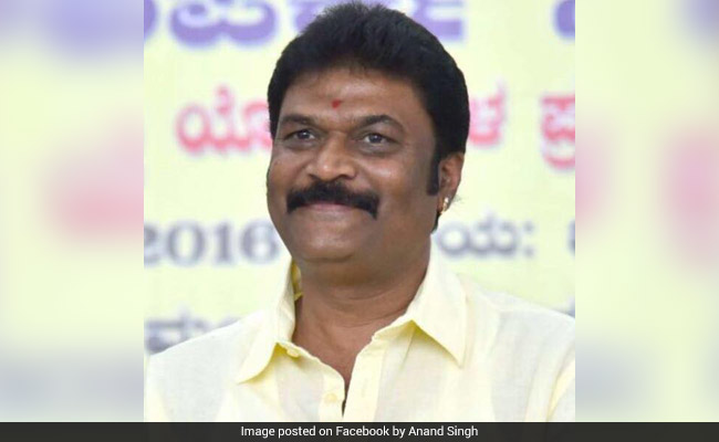 Congress Loses 2 Lawmakers, Third A Flight Risk In Karnataka Number Game