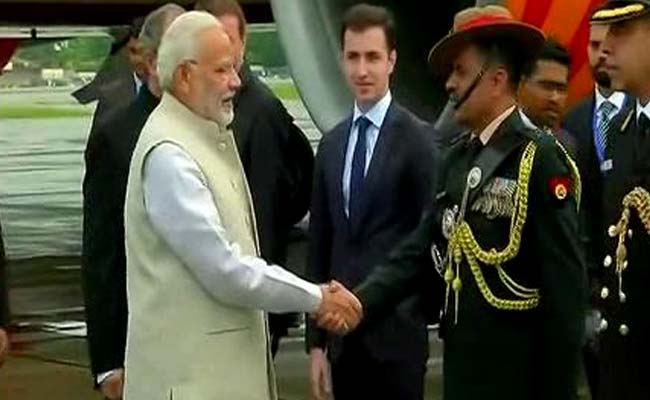 Narendra Modi In Russia Highlights: PM Modi, Vladimir Putin's Informal Summit In Sochi