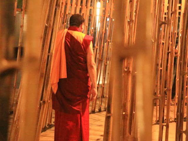 Mojarto's First Exhibition: Disorientation And Dissonance