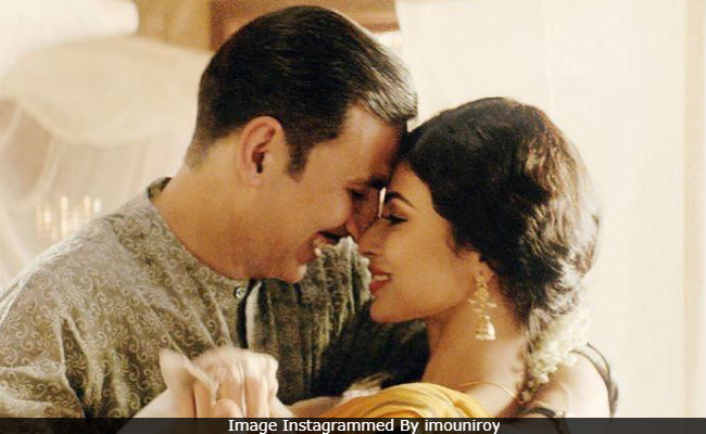 'Mouni Roy, Can't Wait For <i>Gold</i>,' Internet Tells Actress After She Shares Pic With Akshay Kumar