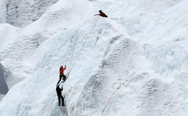 Climate Change, Crowding Imperil Iconic Route To Top Of Mount Everest