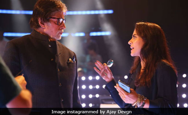 Kajol's <i>Helicopter Eela</i> Director Films Cameo With Amitabh Bachchan Despite Dengue