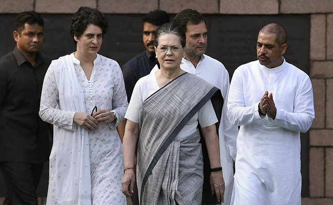 After Court Move On Robert Vadra, BJP Calls Gandhis "Most Corrupt Family"