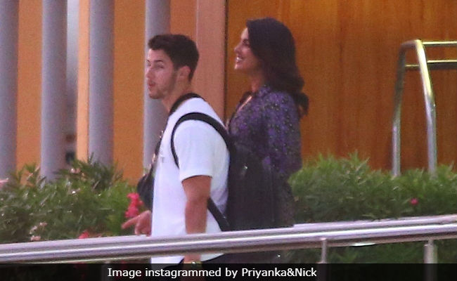 <i>Right Now</i>, Priyanka Chopra And Nick Jonas Are Holidaying In Mexico. See Pics