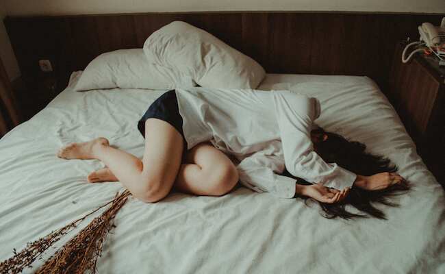 Natural Remedy For Good Sleep: होती है बेचैनी और नहीं आती नींद, तो अच्छी और सुकून भरी नींद के लिए ये नेचुरल तरीके हैं कारगर!