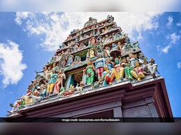 'निवृत्ती घ्या किंवा बदली करुन घ्या', गैर हिंदू कर्मचाऱ्यांसाठी तिरुमला मंदिर प्रशासनाचे निर्देश 'निवृत्ती घ्या किंवा बदली करुन घ्या', गैर हिंदू कर्मचाऱ्यांसाठी तिरुमला मंदिर प्रशासनाचे निर्देश