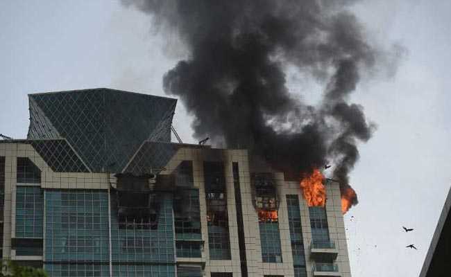 Deepika Padukone 'Safe', Prays For Firemen After Mumbai High-Rise Fire