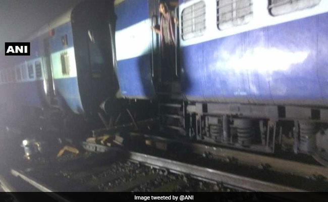 3 Coaches Of Mumbai-Howrah Mail Derail In Maharashtra