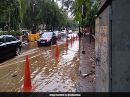 Rain Hits Mumbai Flights; Navy Men In Parts Of City To Help, If Needed Rain Hits Mumbai Flights; Navy Men In Parts Of City To Help, If Needed