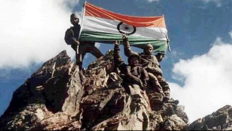 वतन के लिए खून की आखिरी बूंद तक लड़े थे भारत के लाल, कारगिल विजय दिवस पर इन वीरों की शौर्य गाथा जान होगा गर्व