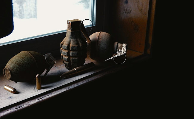 सैन्य अभ्यास के वक्त मोर्टार बम फट जाने से 2 सैनिकों की मौत, 5 से अधिक घायल