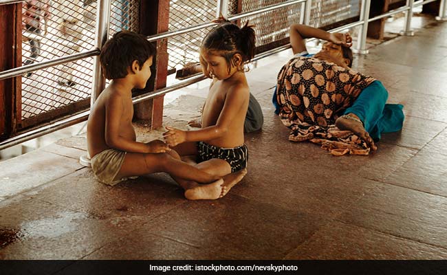 List Steps Taken To Rescue Children Begging On Streets: High Court To Delhi Authorities