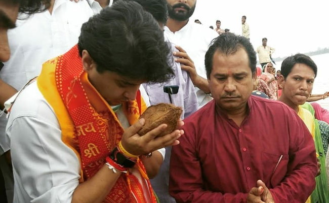 In Madhya Pradesh, Congress Presses Cow Button On Election Machine