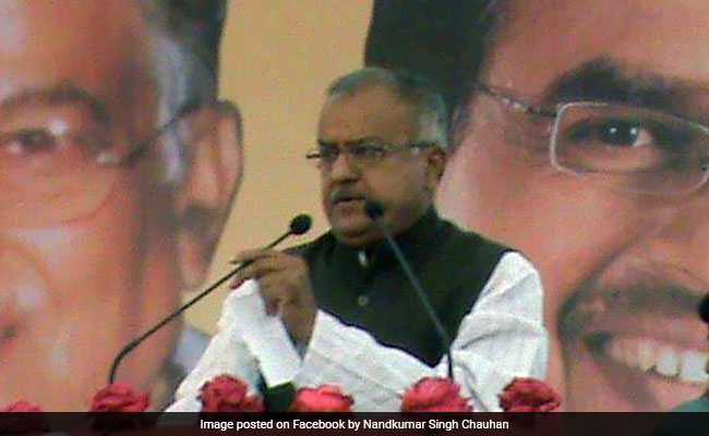 BJP Lawmaker Blames Internet, Smartphones For Rise In Crimes Against Women