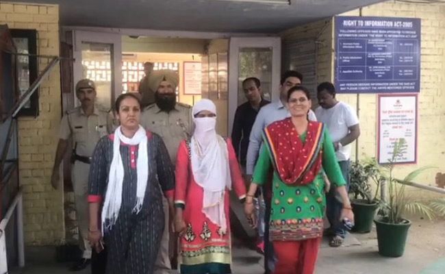 दिल्ली के बाड़ा हिंदूराव अस्पताल से 4 दिन की बच्ची चुराने वाली महिला पकड़ी गई