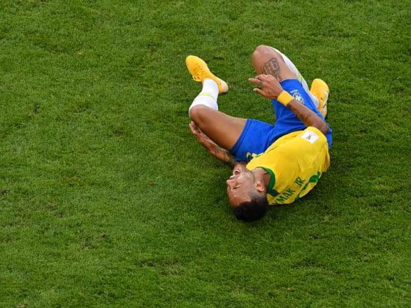 FIFA World Cup 2018 Fans Diving During The Neymar Challenge Is