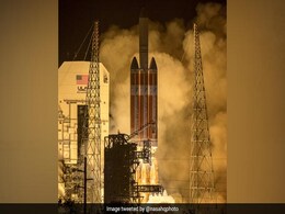 सूरज को छूने के लिए NASA का अंतरिक्ष यान लॉन्च, होंगे कई रहस्यमयी खुलासे सूरज को छूने के लिए NASA का अंतरिक्ष यान लॉन्च, होंगे कई रहस्यमयी खुलासे