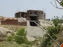 क्यों ठनी है सेना और जम्मू-कश्मीर के उप मुख्यमंत्री और स्पीकर के बीच क्यों ठनी है सेना और जम्मू-कश्मीर के उप मुख्यमंत्री और स्पीकर के बीच